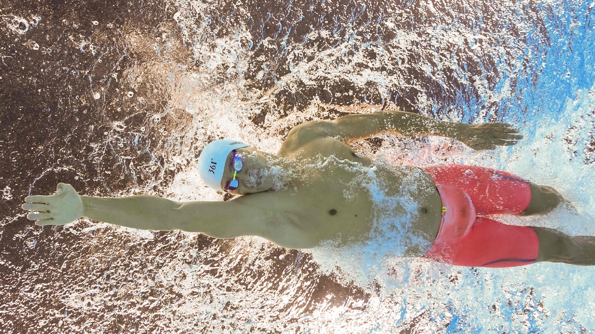 三镇门将失误送礼?青岛海牛主场收获三分,送亚泰提前一轮降级!