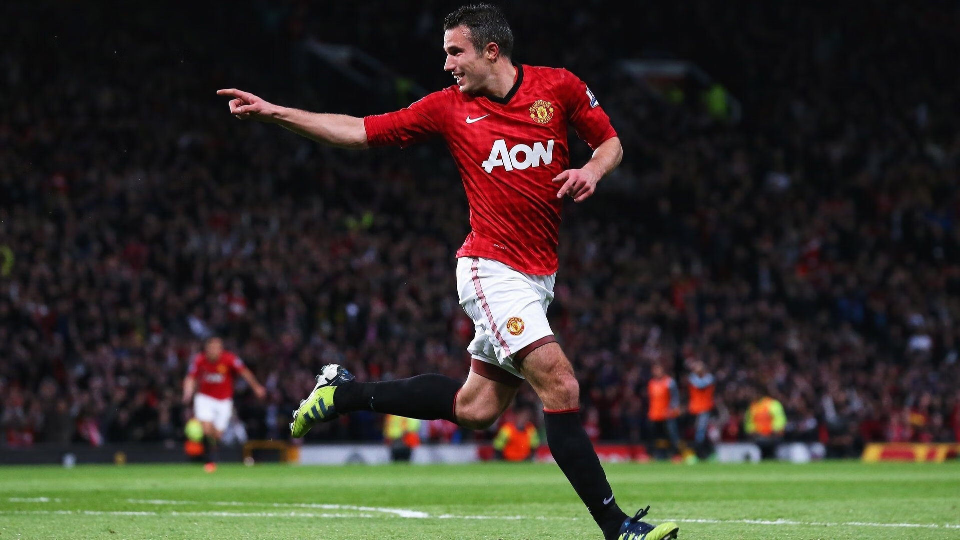 切尔西掀翻劲敌:7场6胜,联赛积分超越曼城,追平曼联,切尔西哪个联赛