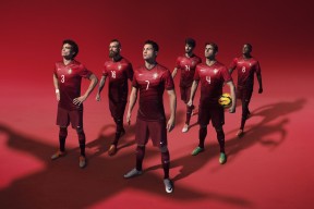 乐鱼体育下载app官网-国足训练现场曝光全队状态良好，国足训练现场曝光全队状态良好怎么办